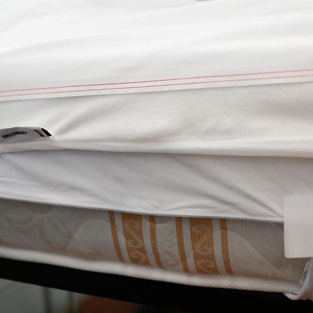 New Luxury Rooms In The Heart Of London Next To Shops, Cafes, Bars & Metro With Shared Bathrooms Екстер'єр фото