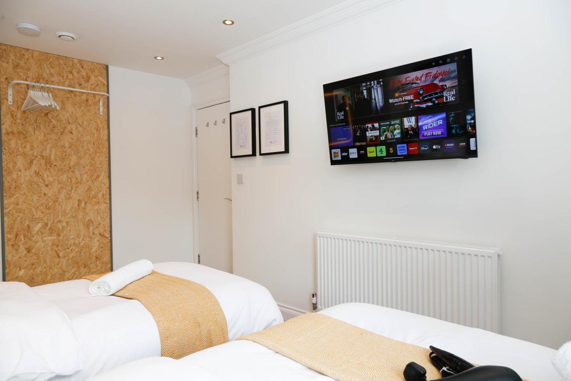 New Luxury Rooms In The Heart Of London Next To Shops, Cafes, Bars & Metro With Shared Bathrooms Екстер'єр фото